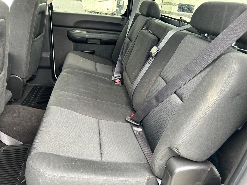 Chevrolet Silverado 1500 LS Crew Cab Short Box 2WD 2011