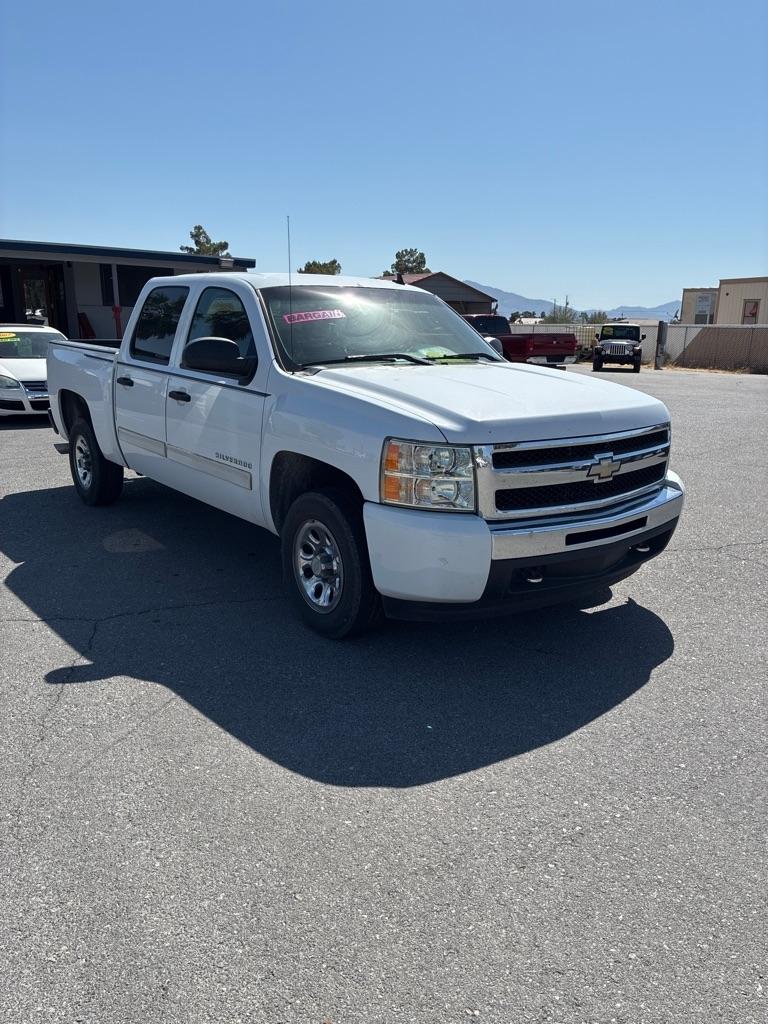 Chevrolet Silverado 1500 LS Crew Cab Short Box 2WD 2011