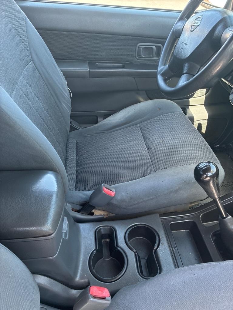 Nissan Frontier King Cab 2WD 2004