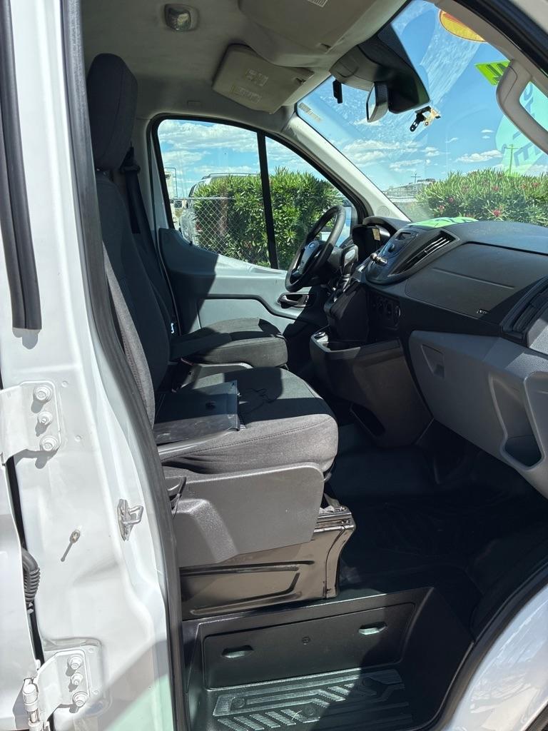 Ford Transit 250 Van Low Roof 60/40 Pass.130-in. WB 2017