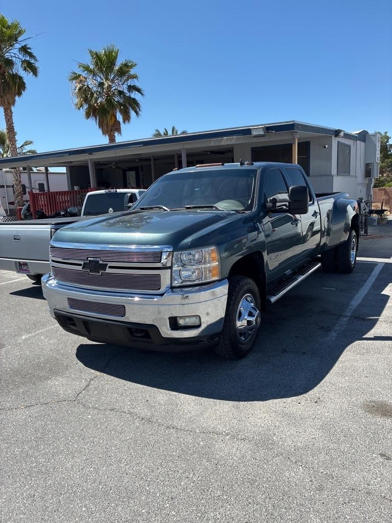 Chevrolet Silverado 3500HD LTZ Crew Cab  4WD 2011