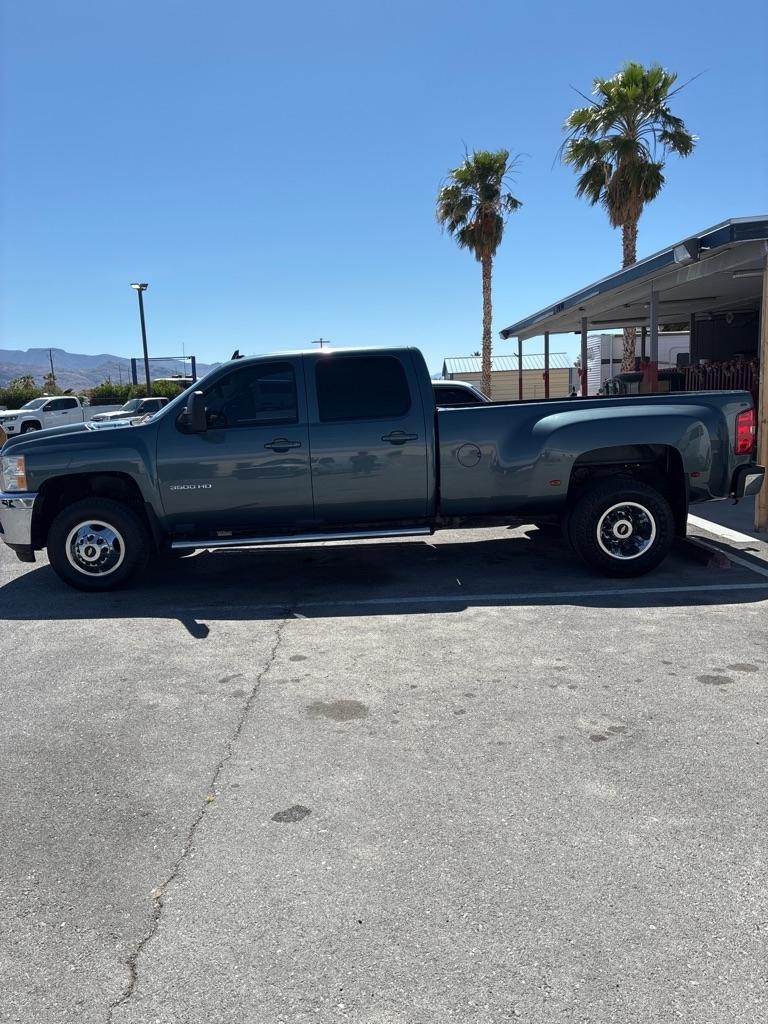 Chevrolet Silverado 3500HD LTZ Crew Cab  4WD 2011