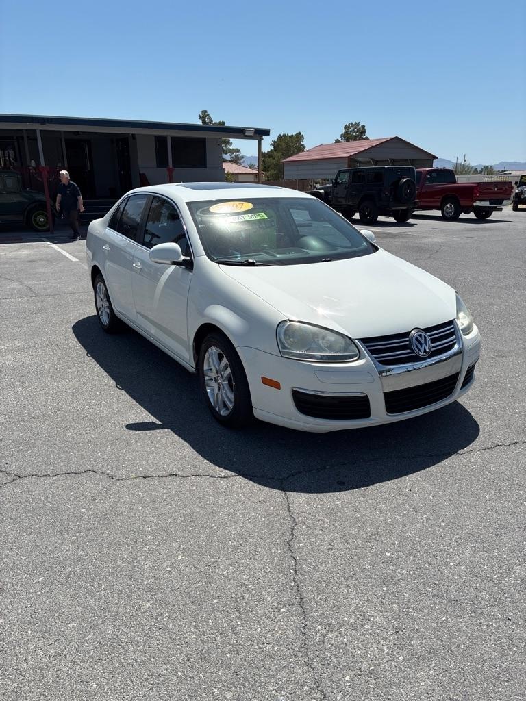 Volkswagen Jetta 2.5L w/ Pkg. 1 & Sunroof 2007