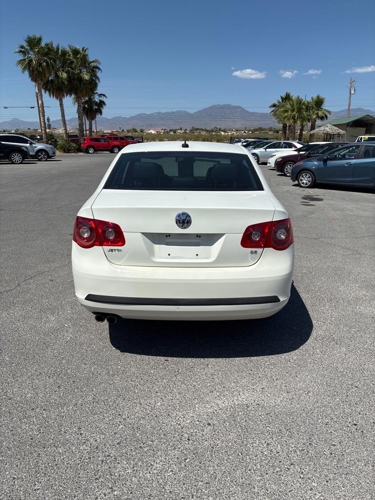 Volkswagen Jetta 2.5L w/ Pkg. 1 & Sunroof 2007