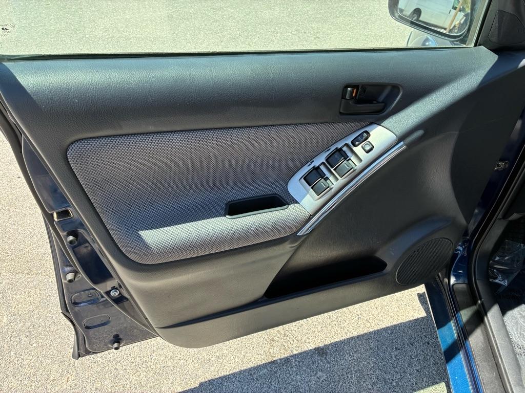 Pontiac Vibe Base 2003