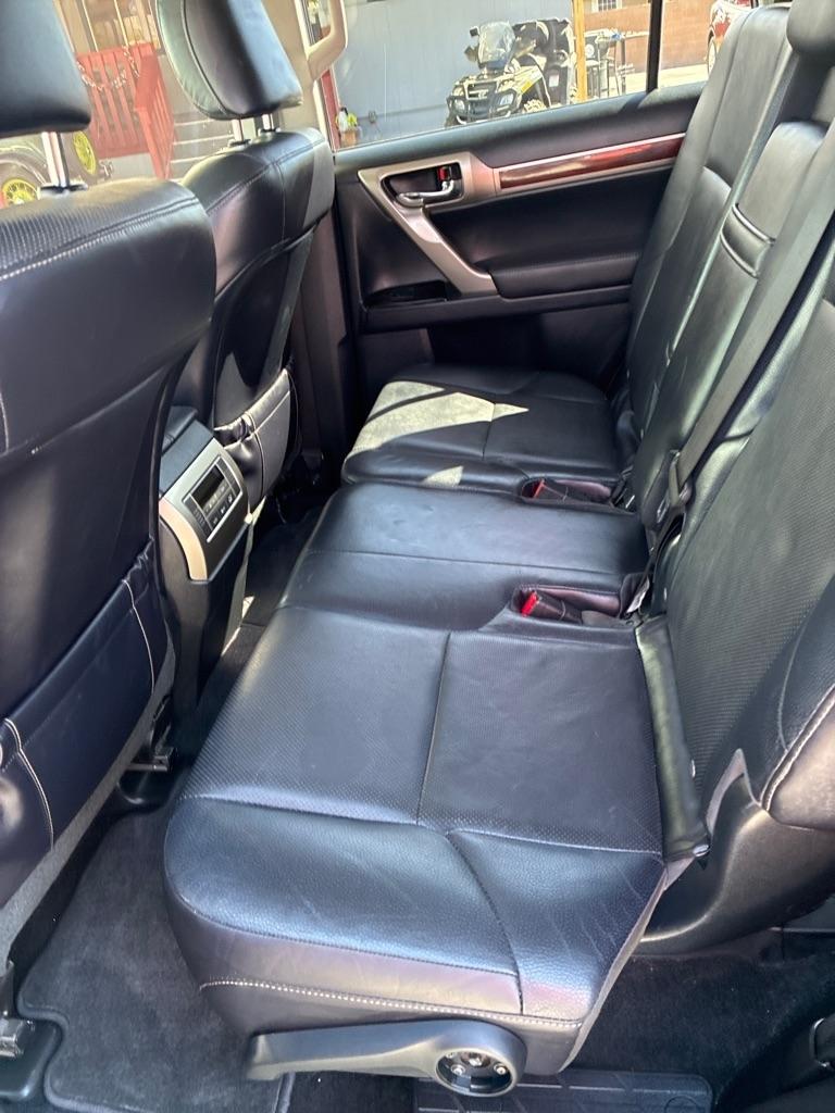 Lexus GX 460 Sport Utility 2010