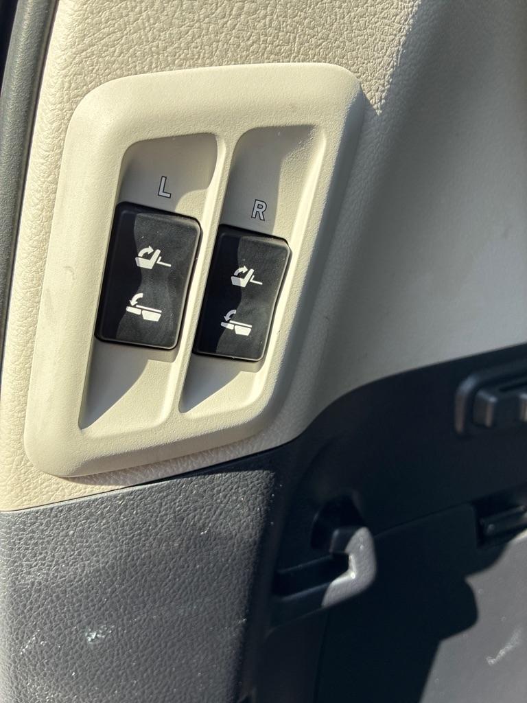 Lexus GX 460 Sport Utility 2010