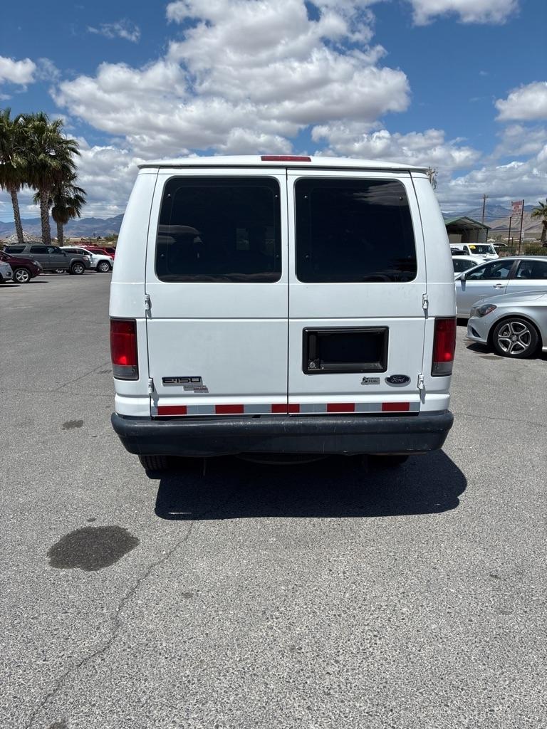Ford Econoline E-150 2012