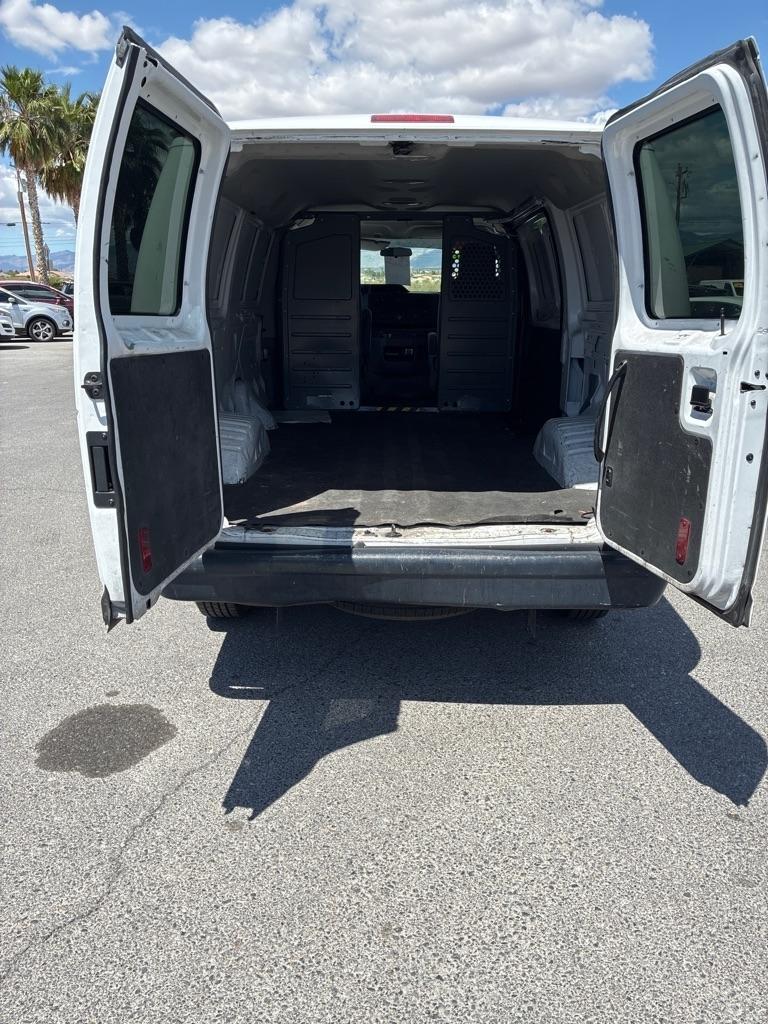 Ford Econoline E-150 2012