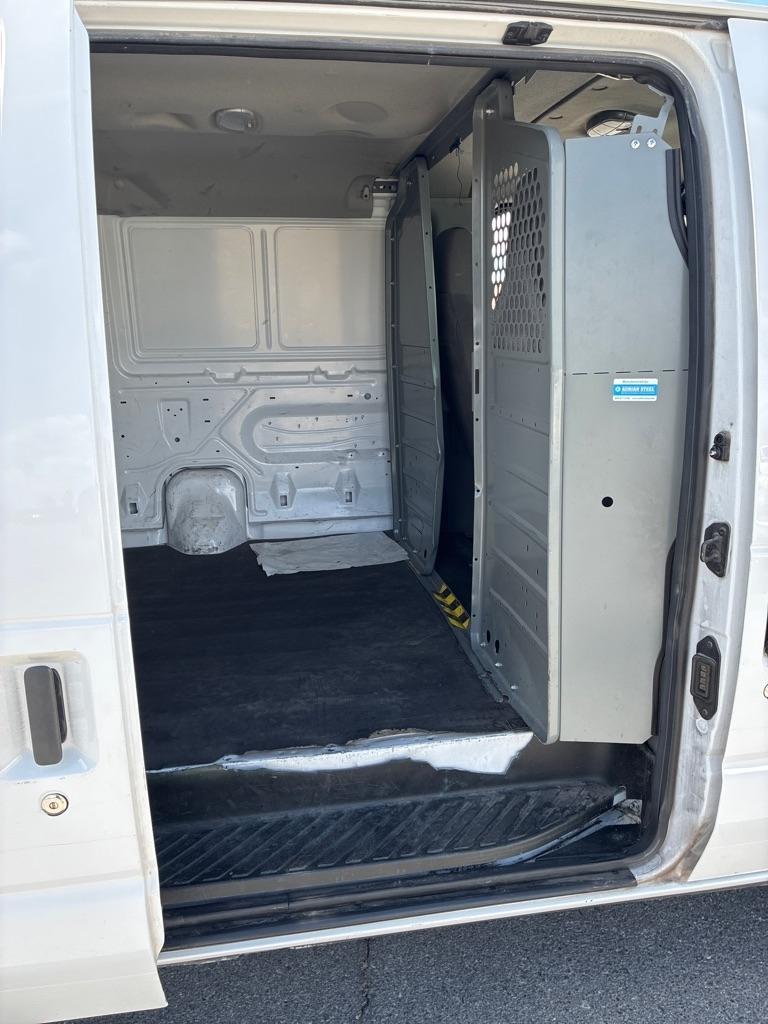 Ford Econoline E-150 2012
