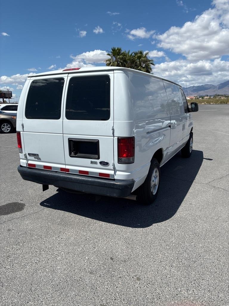 Ford Econoline E-150 2012