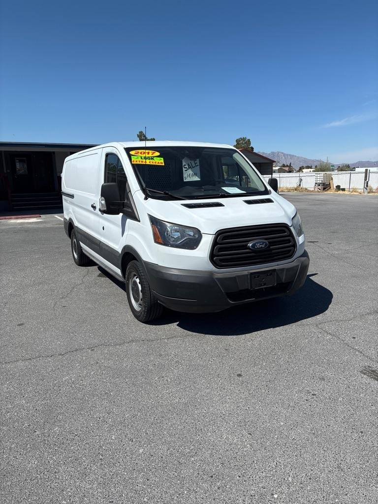 Ford Transit 150 Van Low Roof w/Sliding Pass. 130-in. WB 2017