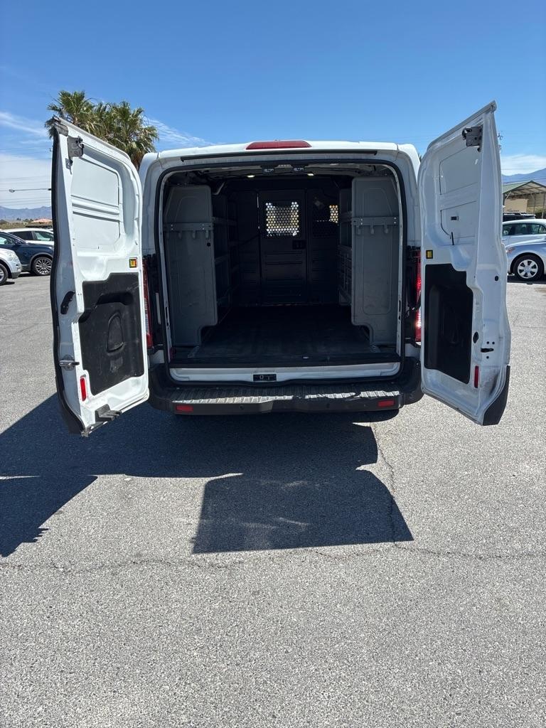 Ford Transit 150 Van Low Roof w/Sliding Pass. 130-in. WB 2017