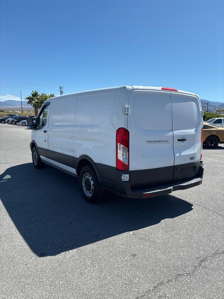 Ford Transit 150 Van Low Roof w/Sliding Pass. 130-in. WB 2017
