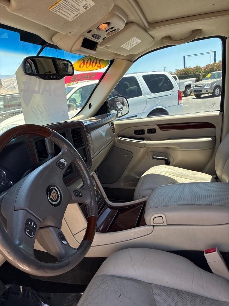 Cadillac Escalade EXT Sport Utility Truck 2006
