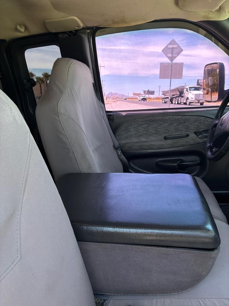 Dodge Ram 3500 Quad Cab Long Bed 4WD 2001