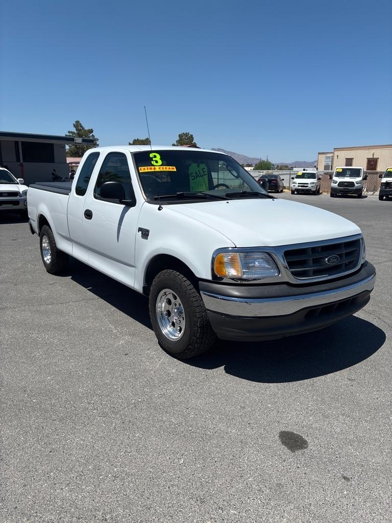 Ford F-150 XL SuperCab 2WD 2003