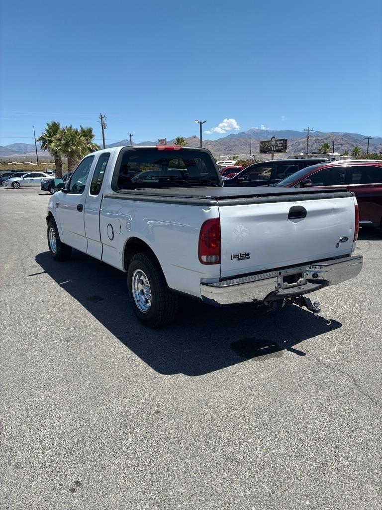 Ford F-150 XL SuperCab 2WD 2003