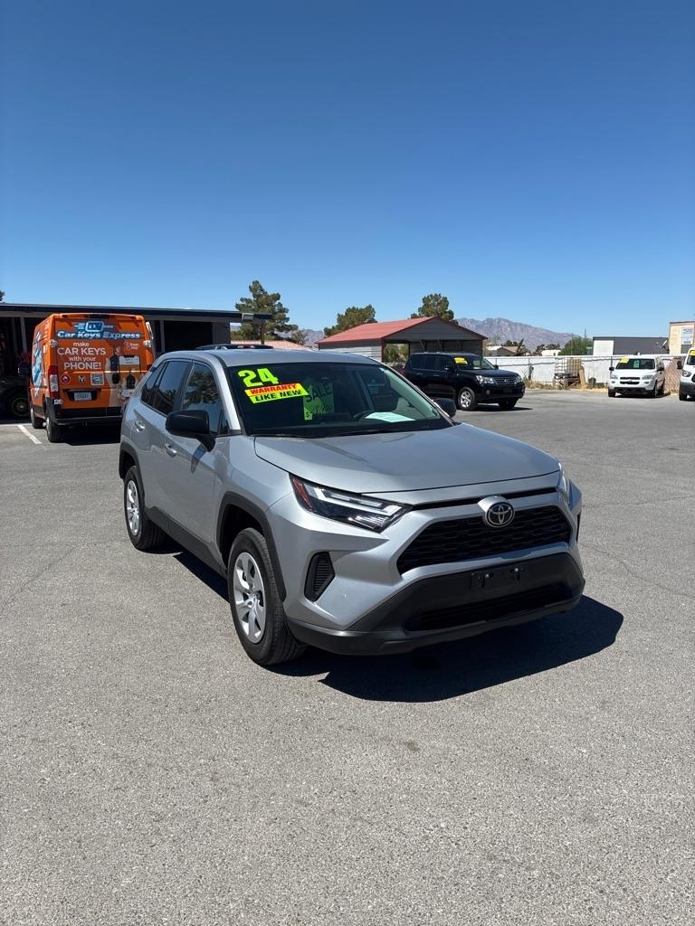 Toyota RAV4 LE AWD 2024