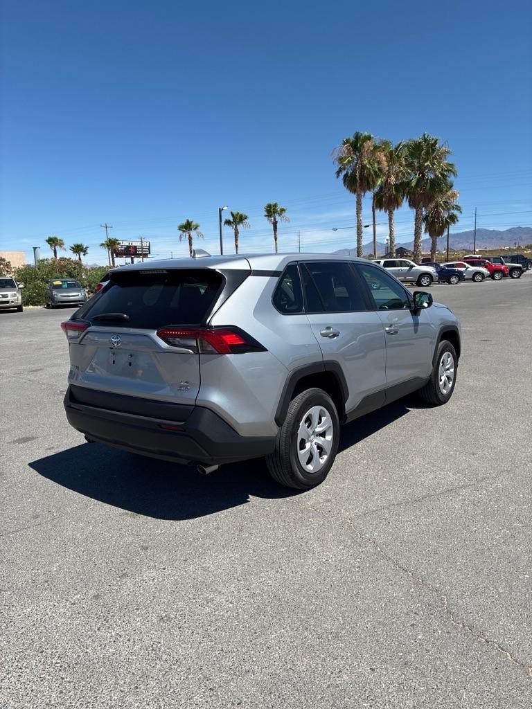 Toyota RAV4 LE AWD 2024