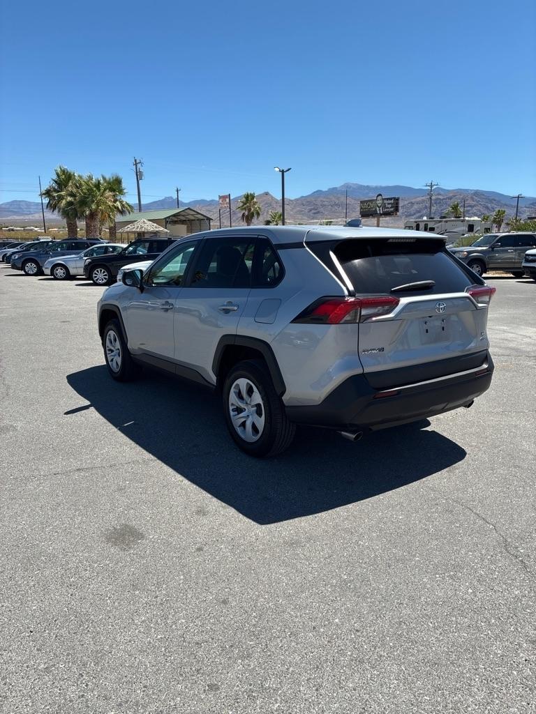 Toyota RAV4 LE AWD 2024