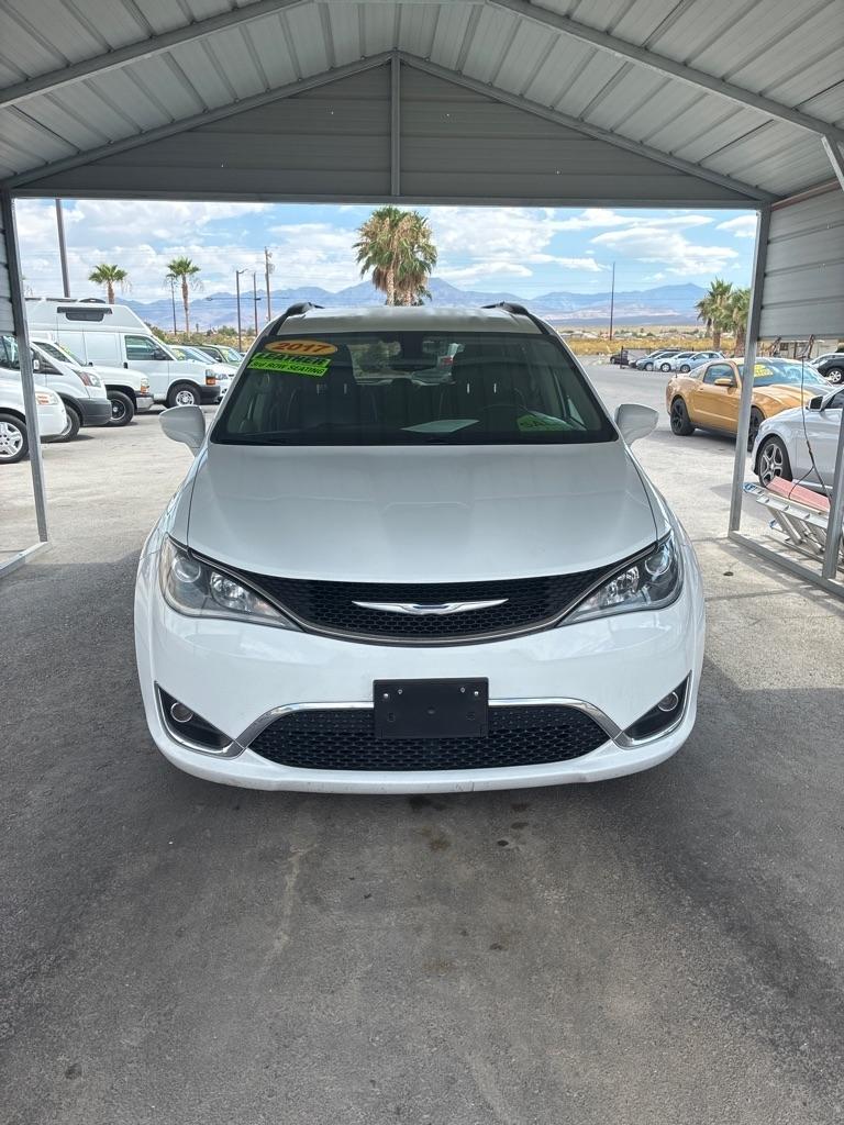 Chrysler Pacifica Touring-L 2017