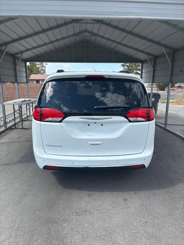 Chrysler Pacifica Touring-L 2017