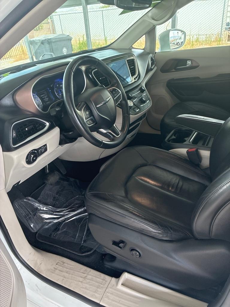 Chrysler Pacifica Touring-L 2017