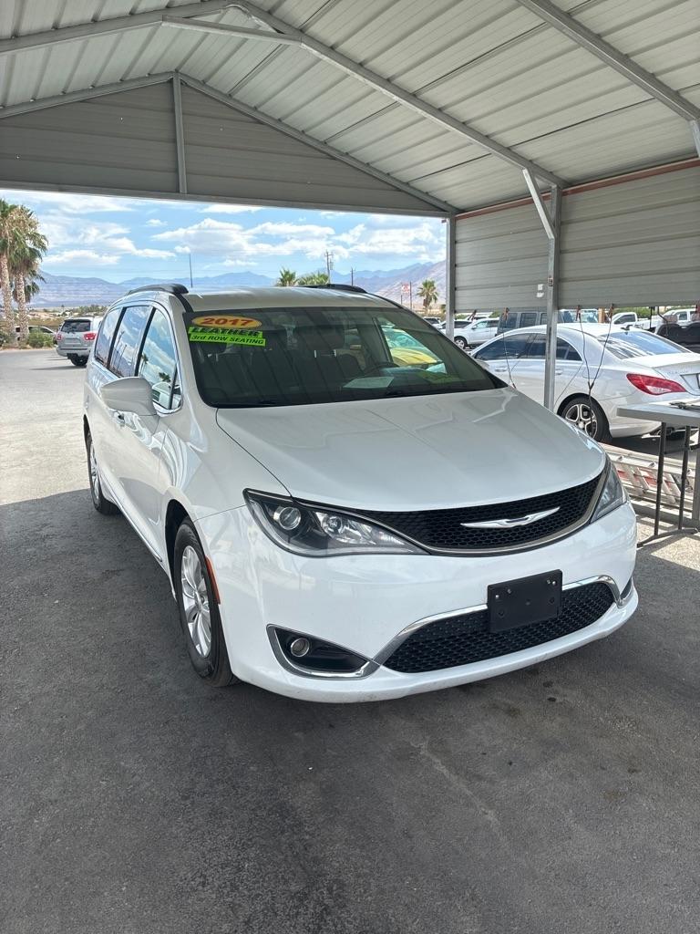 Chrysler Pacifica Touring-L 2017