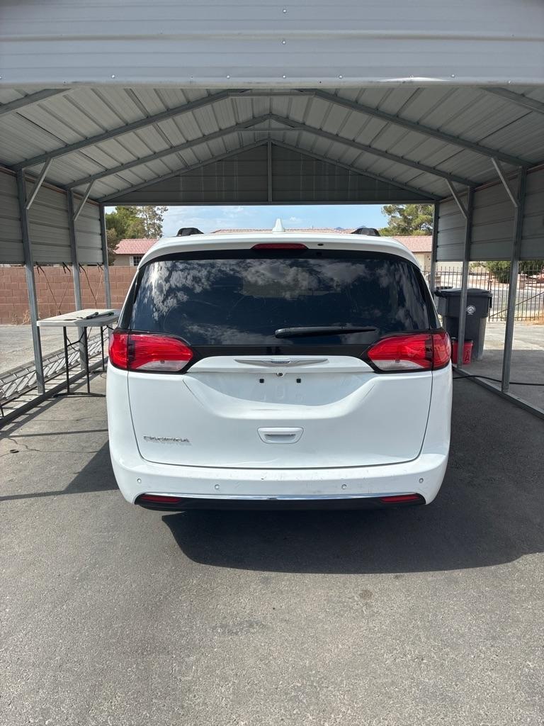 Chrysler Pacifica Touring-L 2017