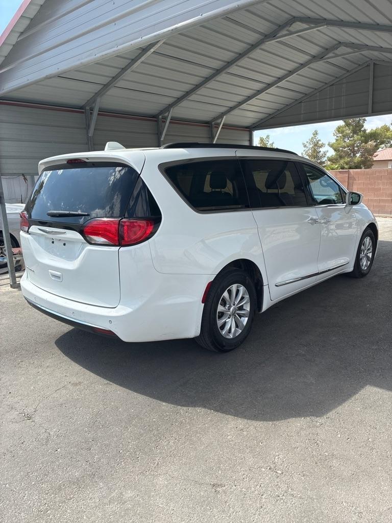 Chrysler Pacifica Touring-L 2017