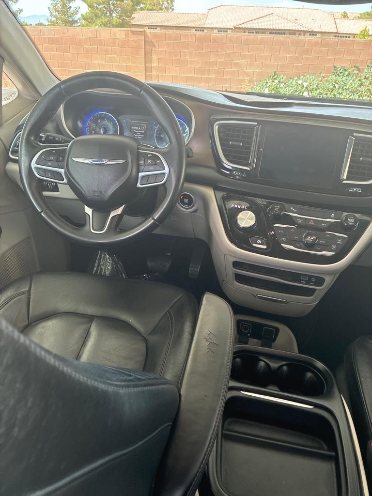 Chrysler Pacifica Touring-L 2017