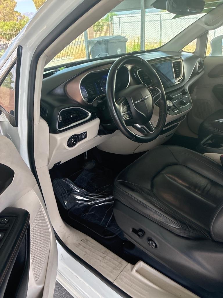 Chrysler Pacifica Touring-L 2017
