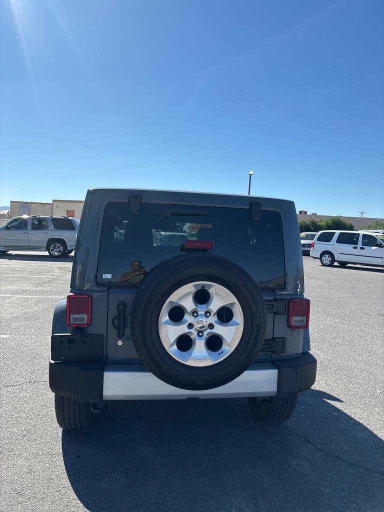 Jeep Wrangler Unlimited Sahara 4WD 2014