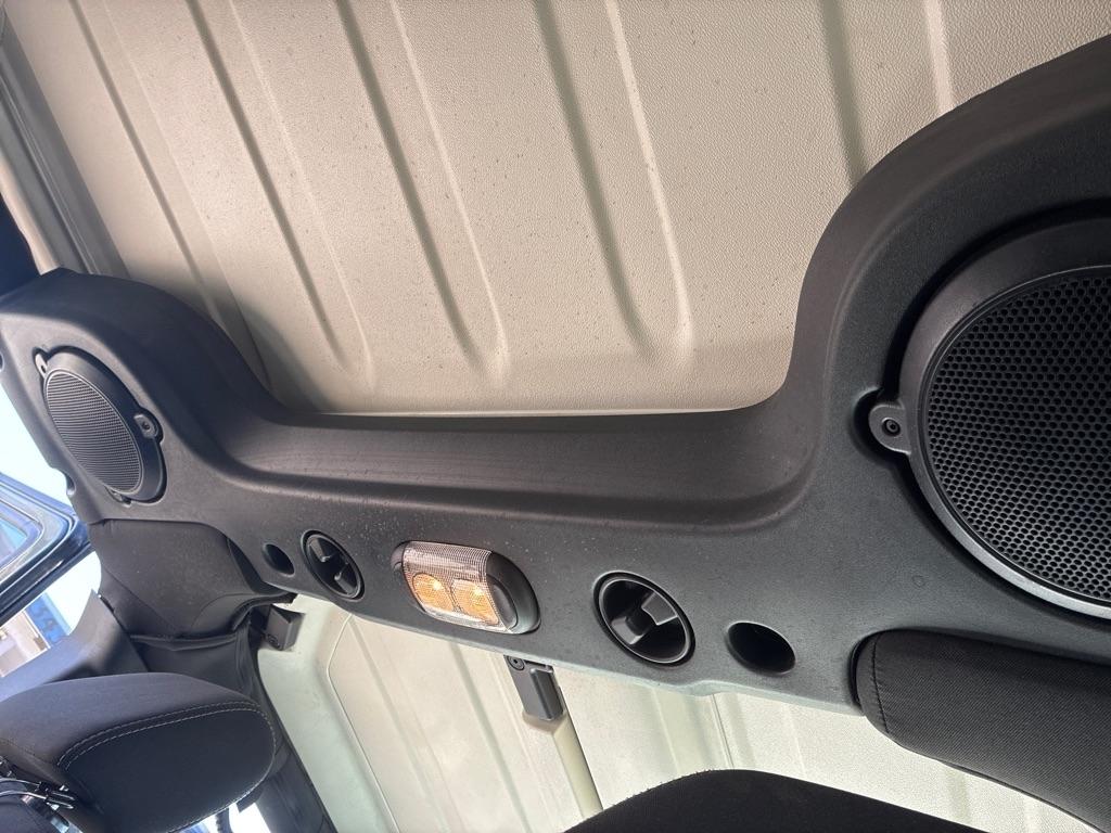 Jeep Wrangler Unlimited Sahara 4WD 2014