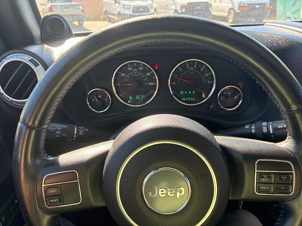Jeep Wrangler Unlimited Sahara 4WD 2014