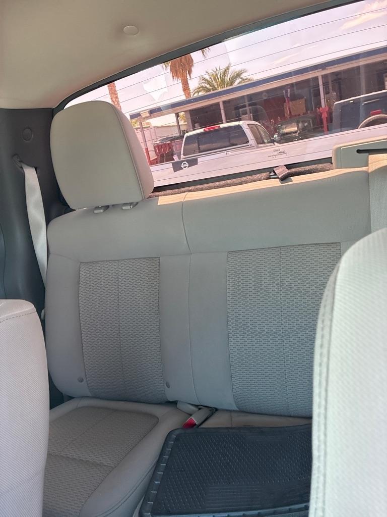 Ford F-150 XL SuperCab 8-ft. Bed 2WD 2010