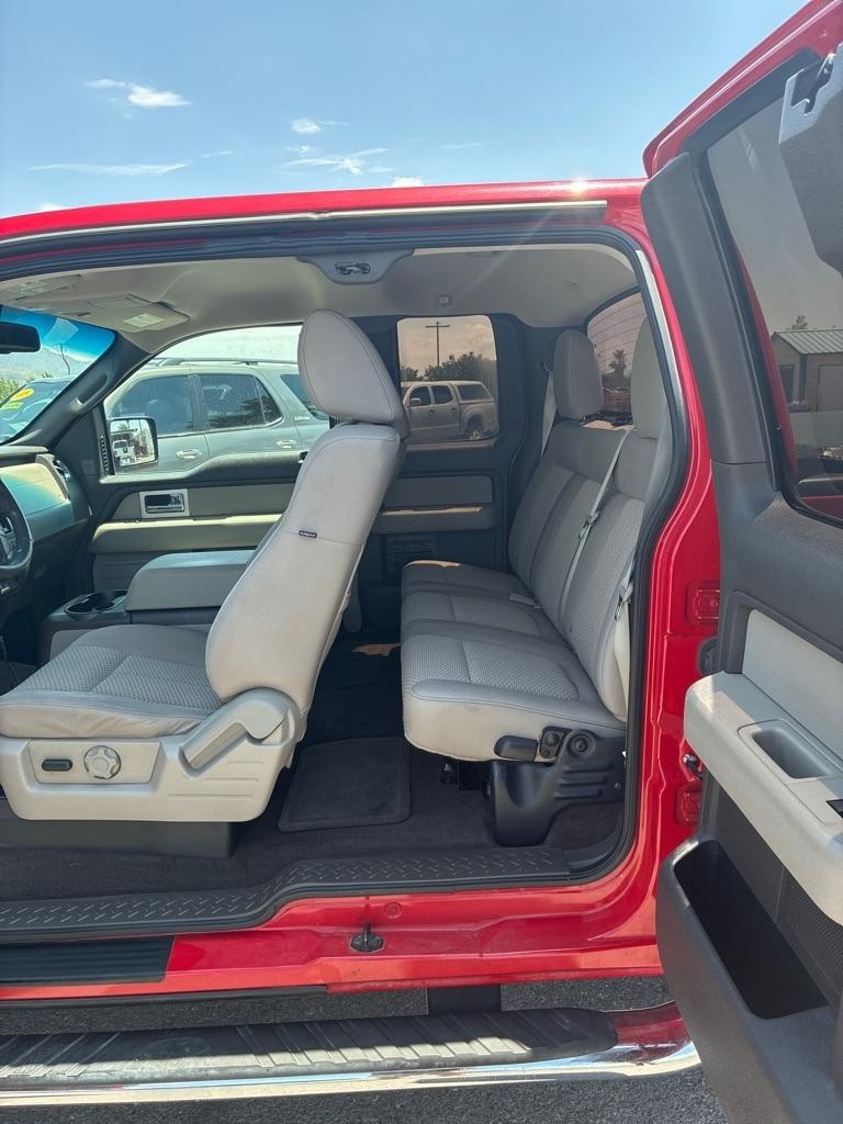Ford F-150 XL SuperCab 8-ft. Bed 2WD 2010
