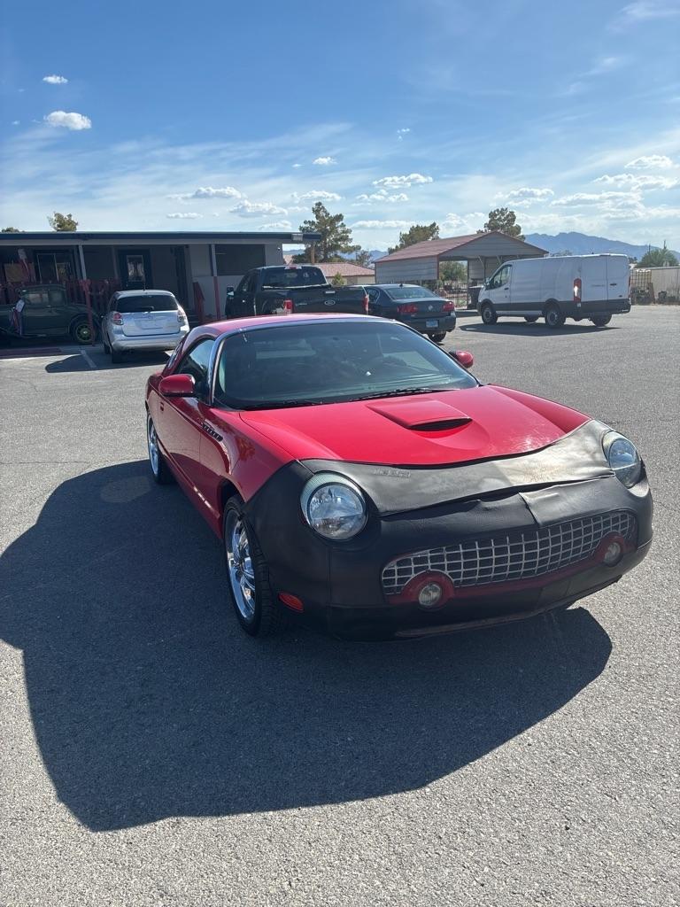 Ford Thunderbird Deluxe 2003