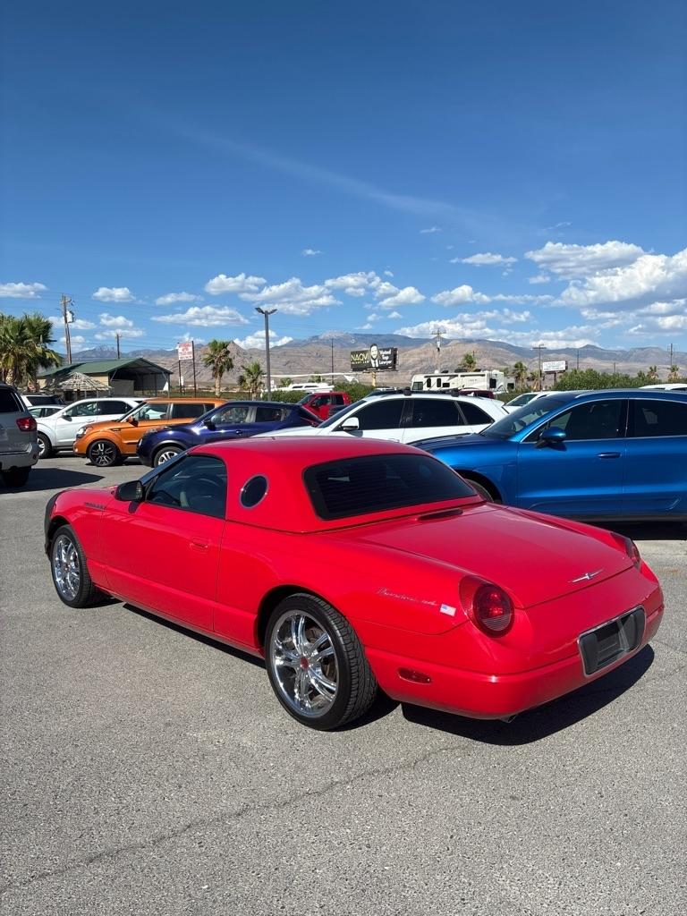 Ford Thunderbird Deluxe 2003