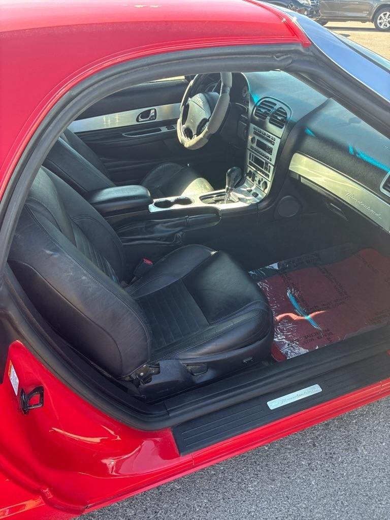 Ford Thunderbird Deluxe 2003