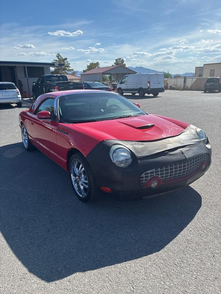 Ford Thunderbird Deluxe 2003