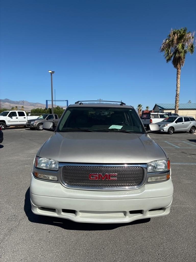 GMC Yukon 2WD 2004