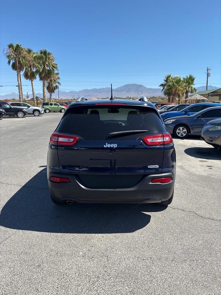 Jeep Cherokee Latitude FWD 2015