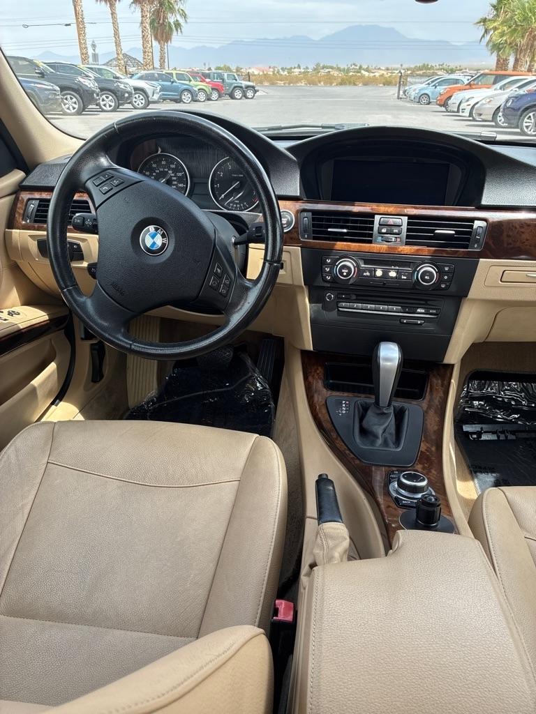 BMW 3-Series 328i SA SULEV 2011