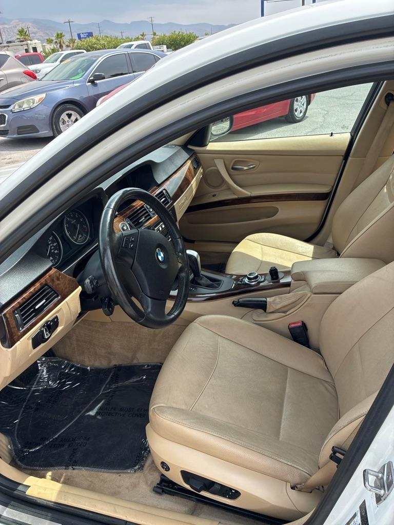 BMW 3-Series 328i SA SULEV 2011