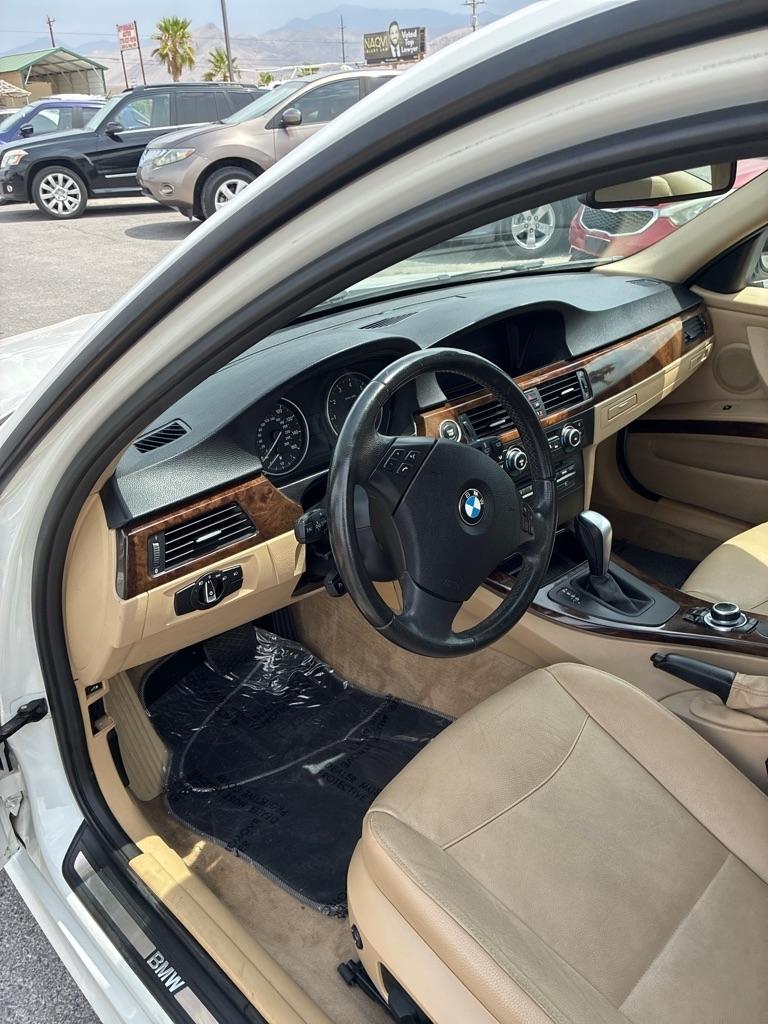 BMW 3-Series 328i SA SULEV 2011