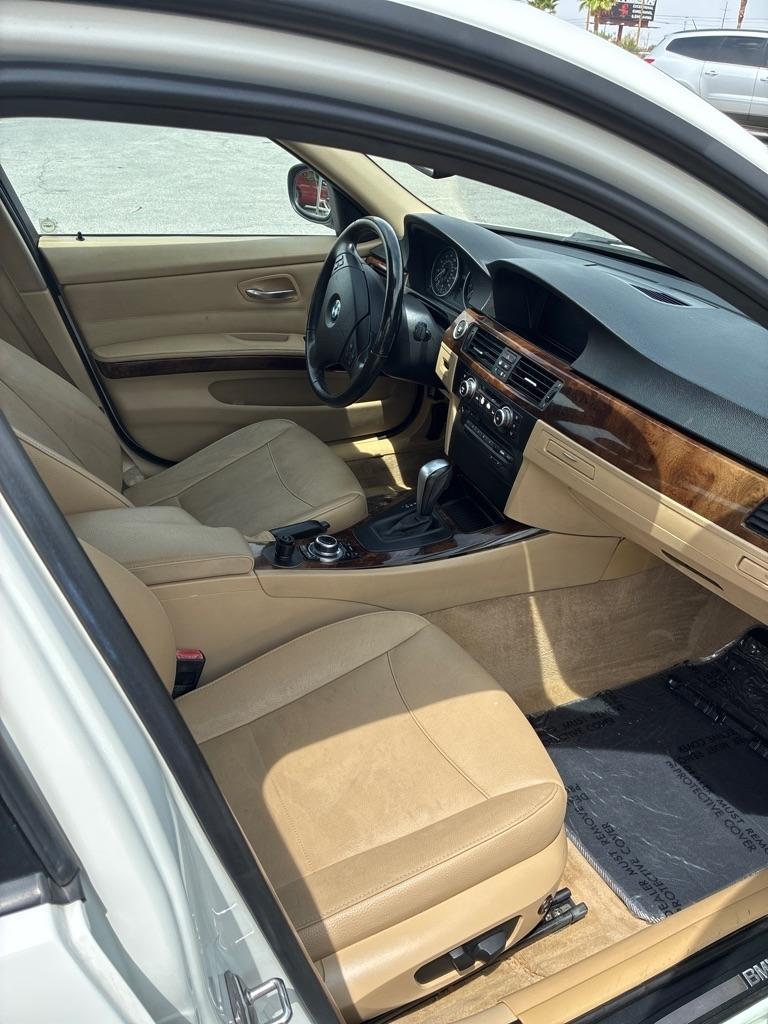 BMW 3-Series 328i SA SULEV 2011