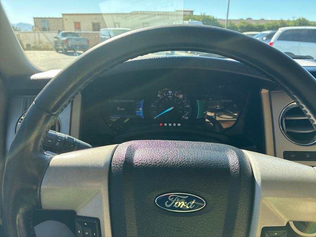 Ford Expedition EL Limited 4WD 2016
