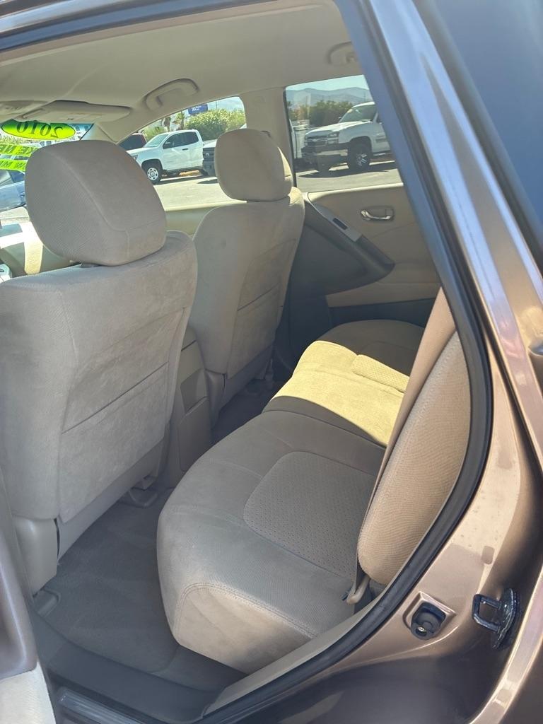 Nissan Murano S 2010